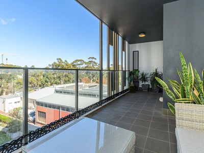 97 / 172 Railway Parade, West Leederville