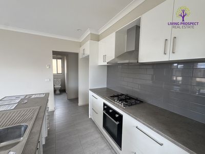 1 / 5 Equine Court, Tarneit