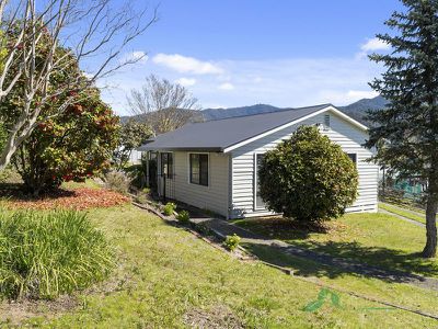 3 Mountain Avenue, Mount Beauty