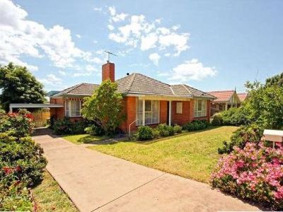1 Bellevue Avenue, Burwood East