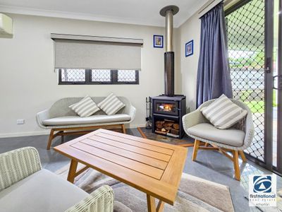 25 Lavender Crescent, Atherton