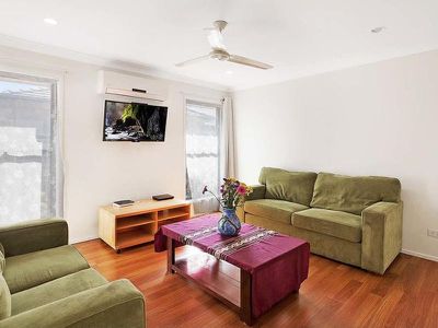 3 Columbus Close, Urraween