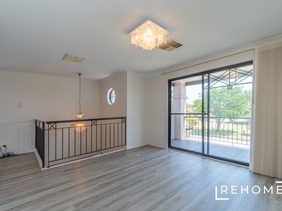 15 THURLOE WAY, Canning Vale