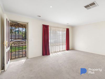 81 Mistletoe Street, Golden Square