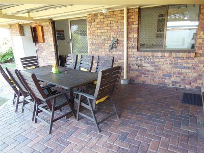 3 Circle Close, Rochedale South