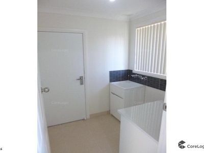 20 The Esplanade, Oak Flats