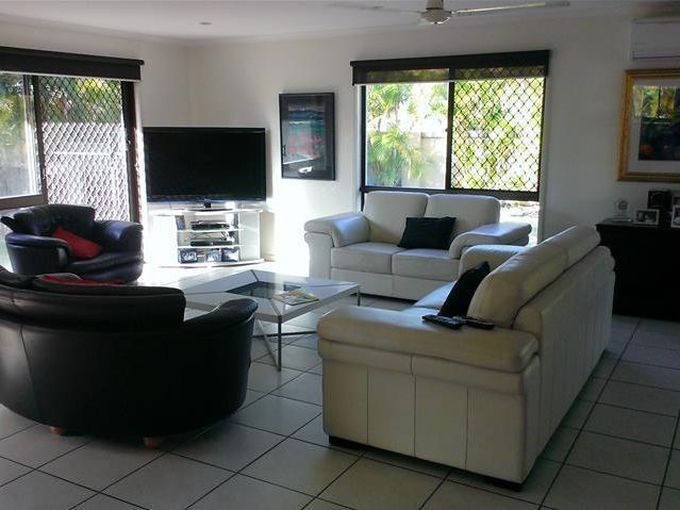 5 Tarwarri Crescent, Mooloolaba