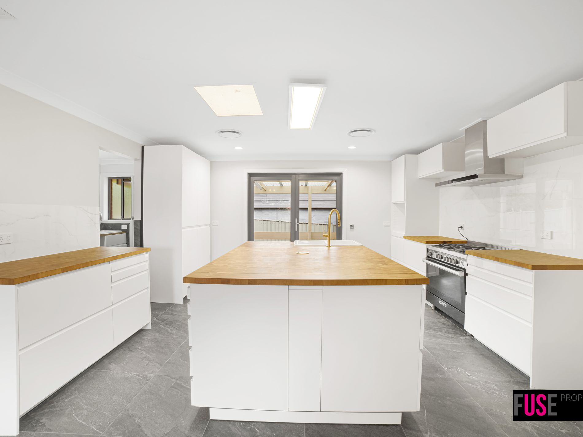 15 Koorong Place, Queanbeyan West