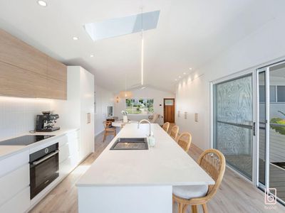 8 Nicholson Crescent, Toukley