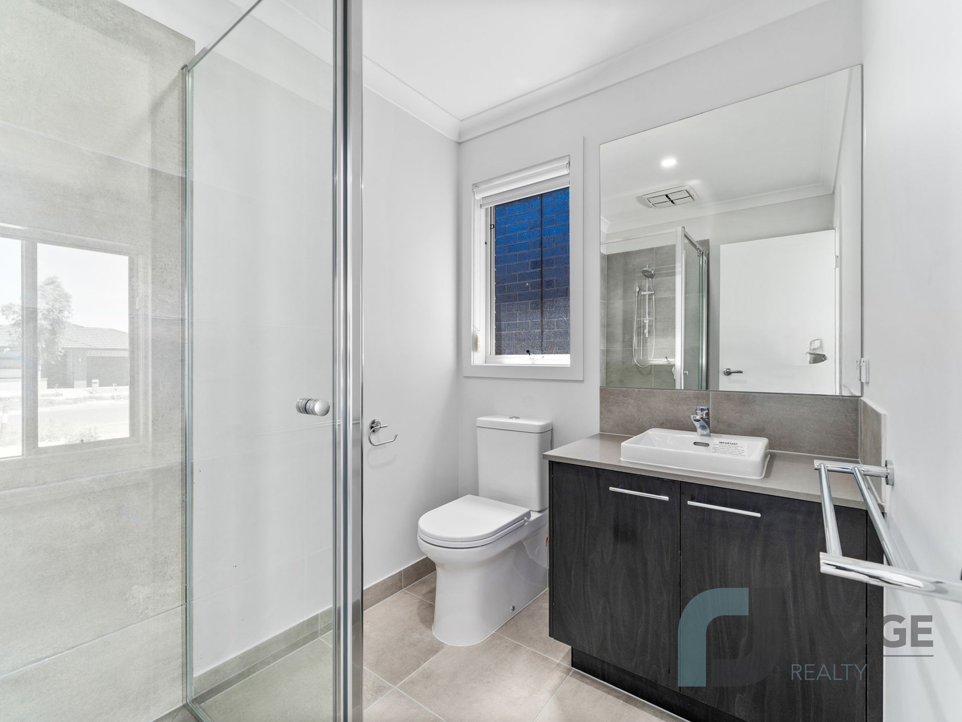 8 Sunnybank Road, Fraser Rise