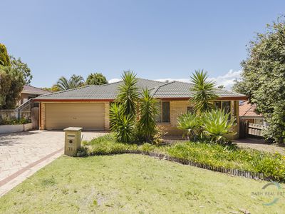 72 Silkeborg Cres, Joondalup