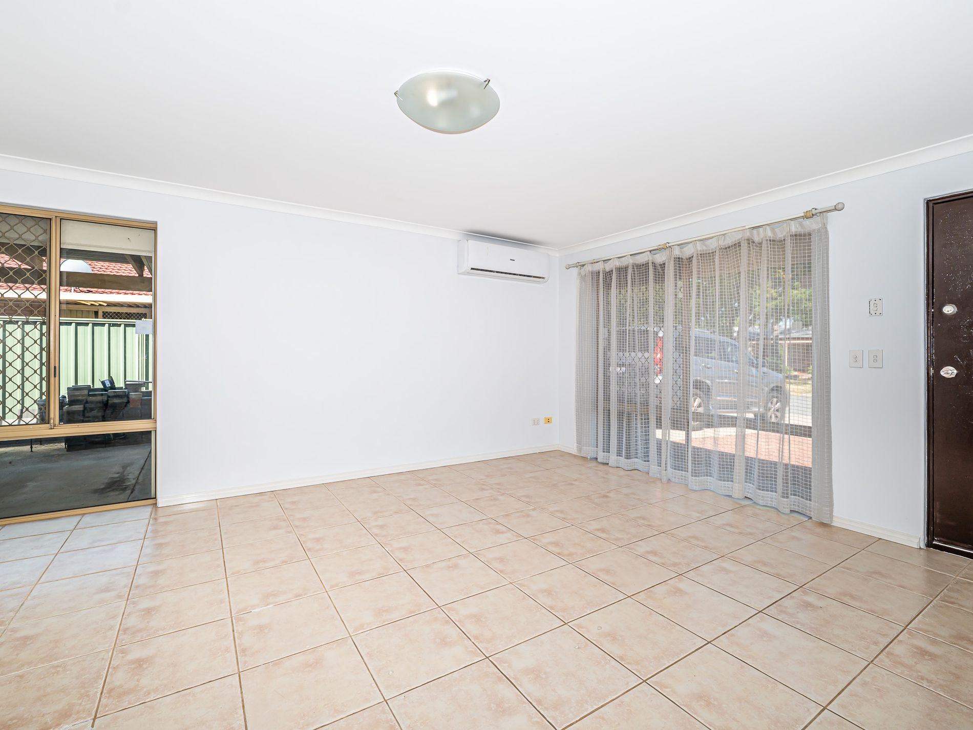 12 Carakine Grove, Thornlie