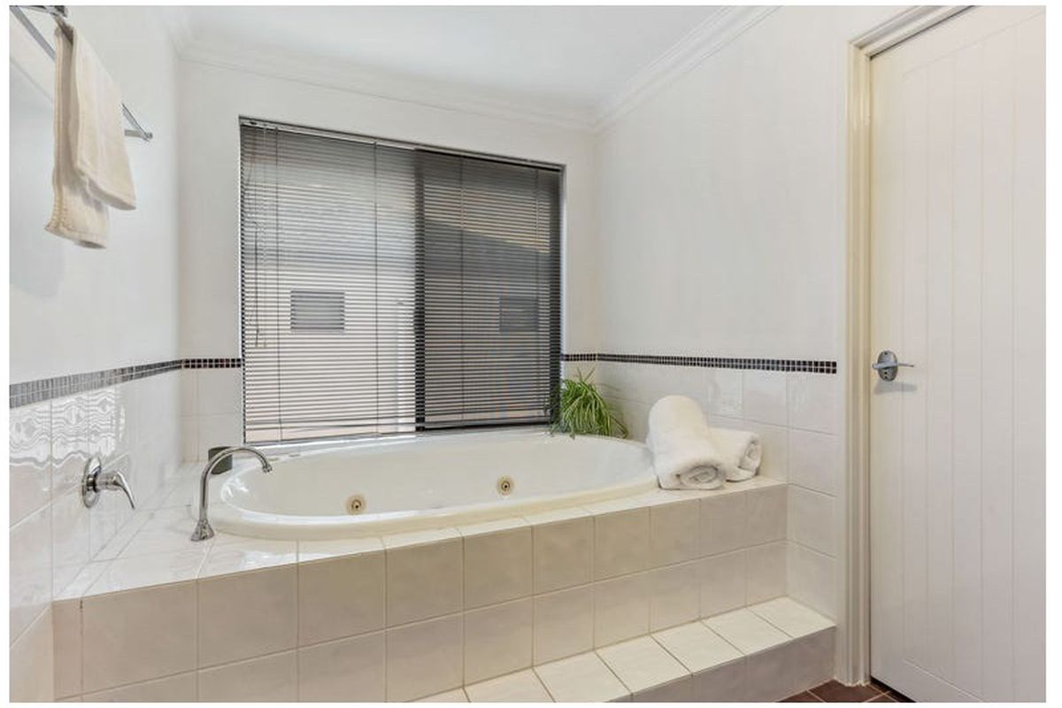 45A Davy Street, Alfred Cove