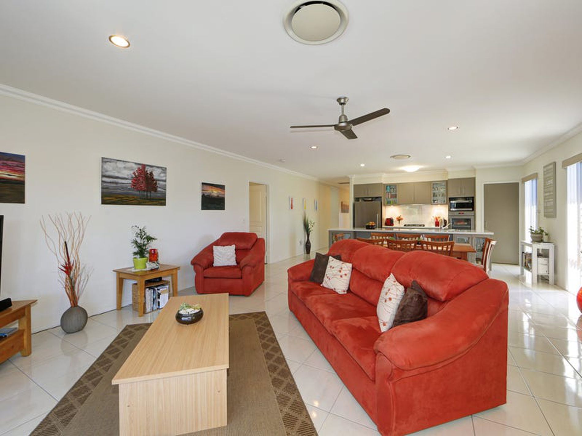 12 Honeyeater Ct, Woodgate