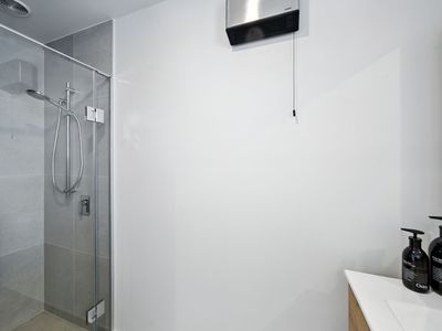 10 / 29 Bampton Street, Burwood