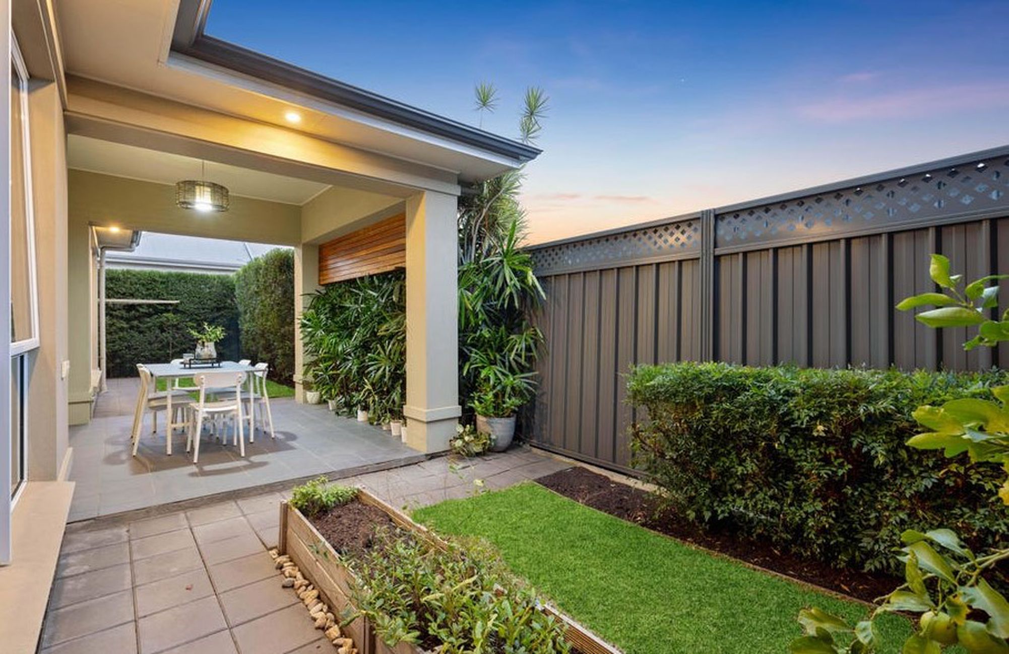2A Randolph Avenue, Parkside