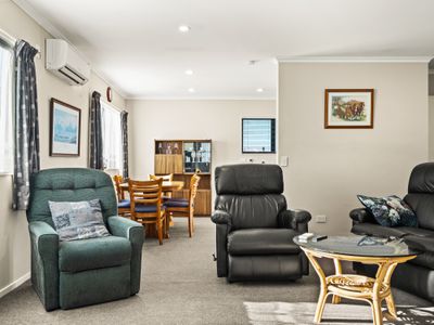 33 Bourke Street, Waikouaiti