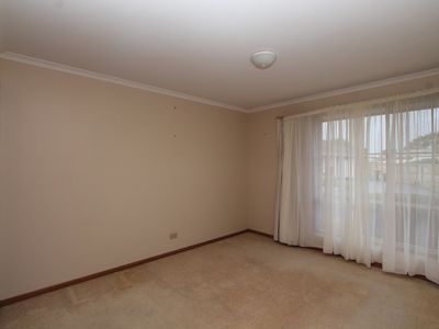 1 / 10 Dunlea Court, Warrnambool