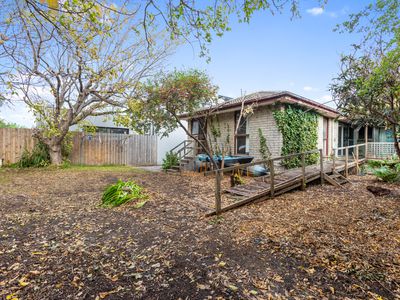 94 Simmons Drive, Seaholme