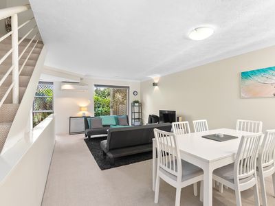 4 / 16 Ada Street, Taringa