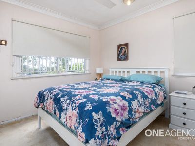 12 Willow St, Inala