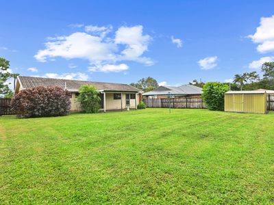 7 LEANNE CLOSE, Woree