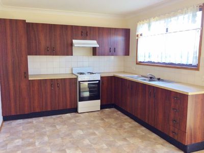 16 Vista Drive, Dolphin Point