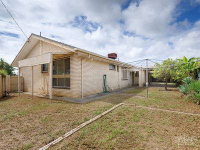 12 MAYFAIR DRIVE, Wodonga
