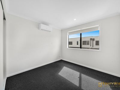 29 Illustration Avenue, Mambourin