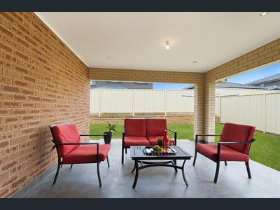 16 Bartlett Street, Oran Park