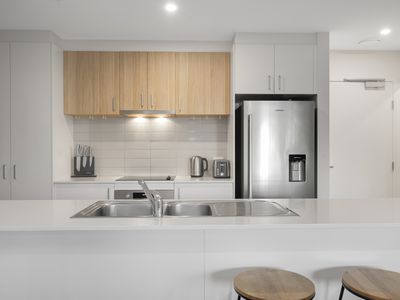 19 / 200 John Gorton Drive, Coombs