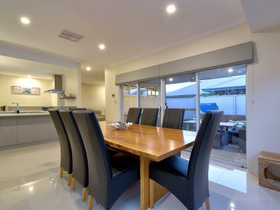 10 Fairy Parade, Alkimos