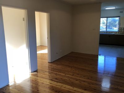 4 / 32 Hoskins Avenue, Kemblawarra