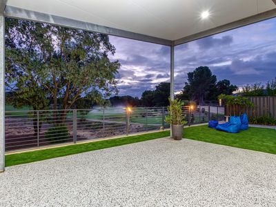 39 Victory Parade, Yanchep