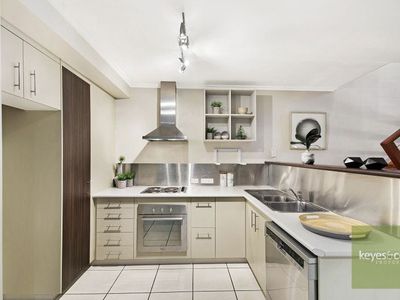 3 / 23 Echlin Street, West End