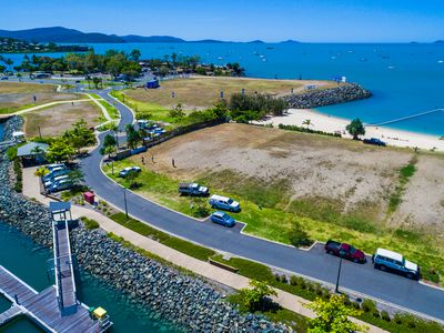 15 The Beacons, Airlie Beach