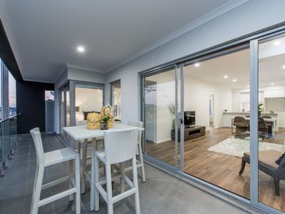 9/3 Liege Street, Woodlands