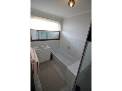 4 / 73 Marshalltown Road, Marshall