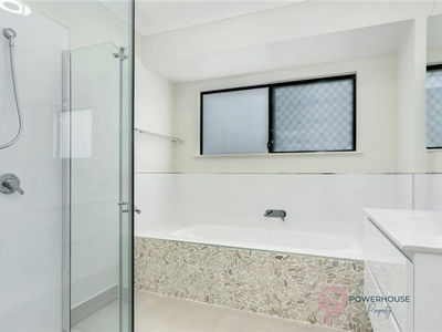 17 Homevale Entrance, Mount Peter