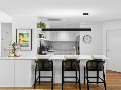 3 / 8 Leo Crescent, Alexandra Headland