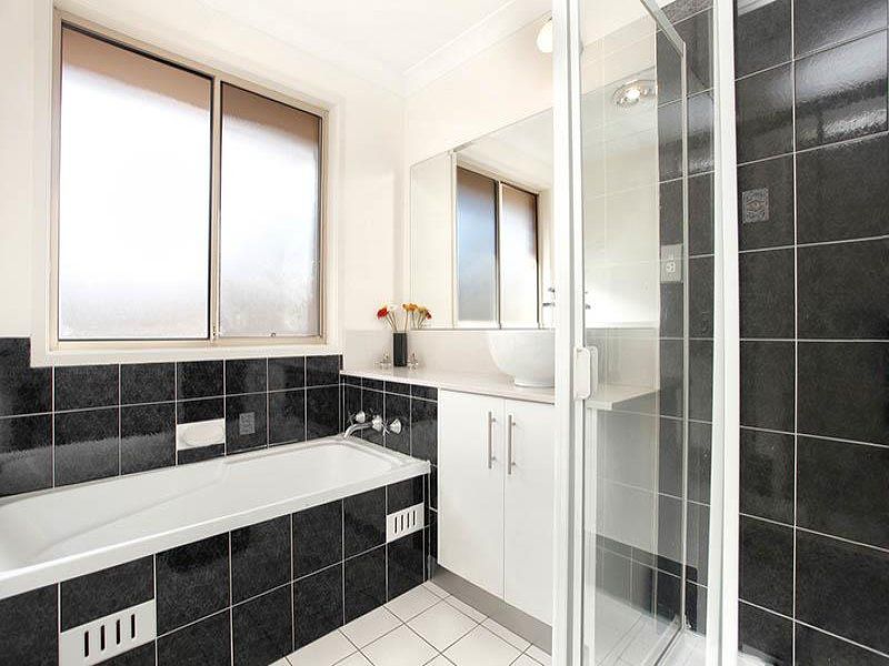 10 Birgitte Cres, Cecil Hills