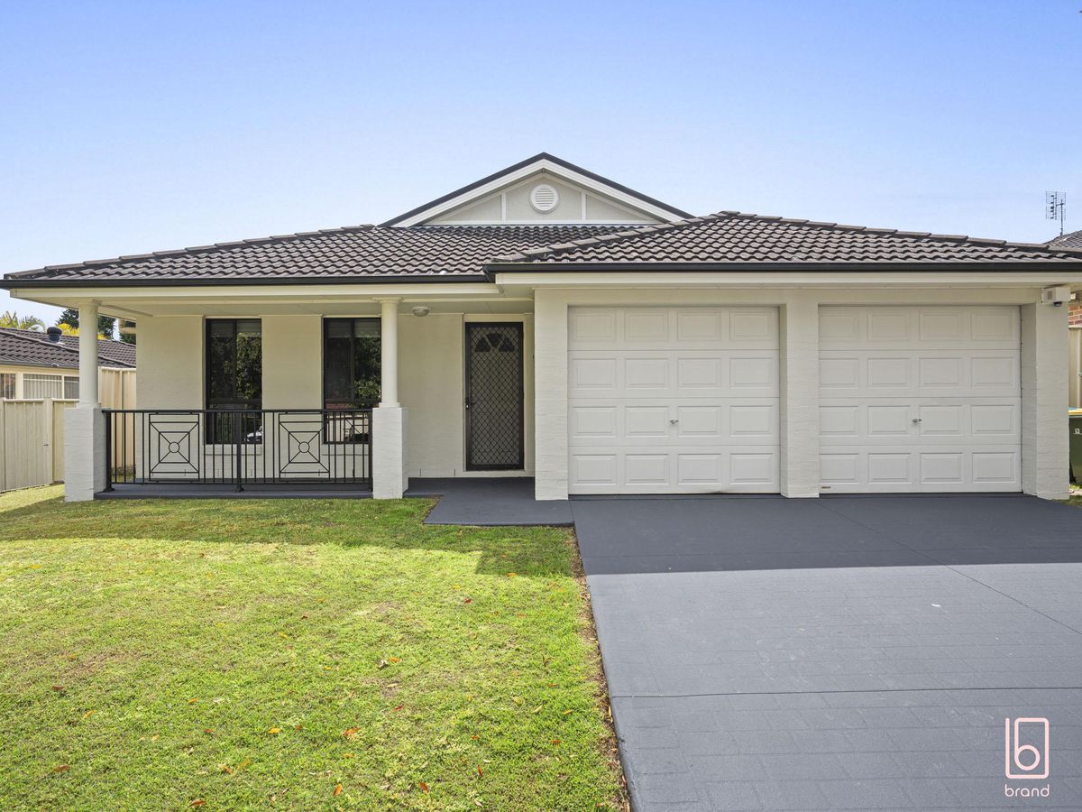 30 Skyhawk Avenue, Hamlyn Terrace