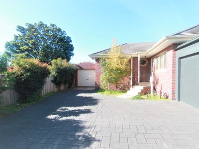 2 / 6 Macrina Street, Oakleigh East