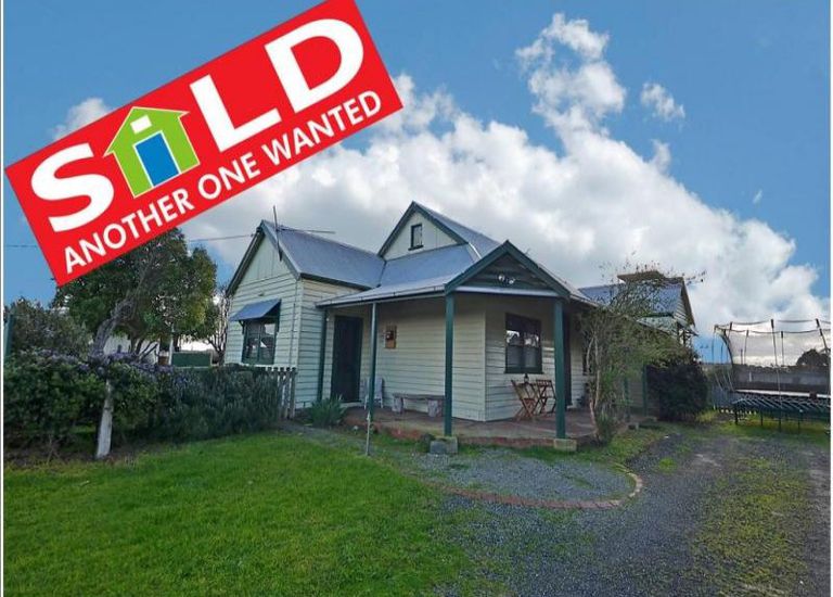 61 Hollis Road, Portland
