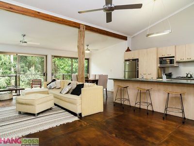 17 Palm Grove Crescent, Tewantin