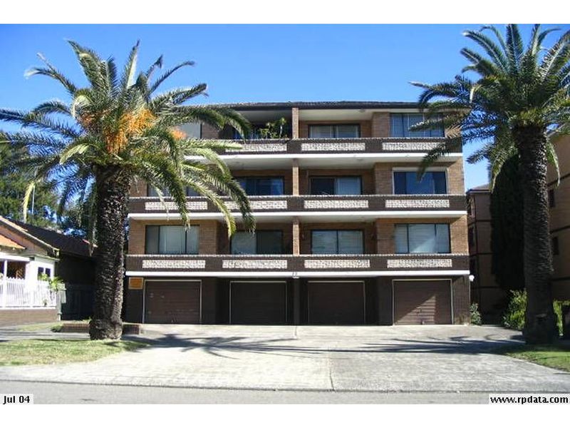 2 / 32 Fifth Avenue, Campsie