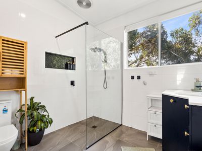 12 First Avenue North, Warrawong