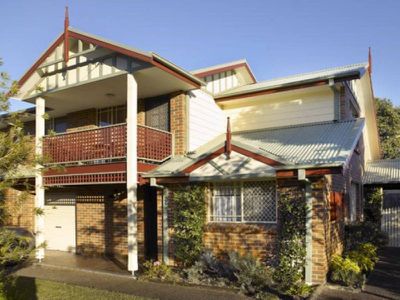 2 / 1A Coorilla Street, Hawks Nest