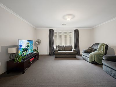 26 Calvera Gardens, Piara Waters