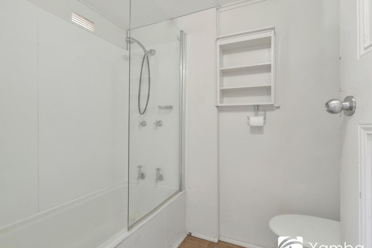 18-20 Clyde Street, Maclean